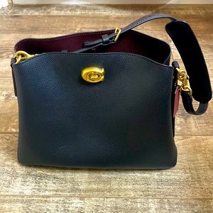 Like new Willow coach bag!